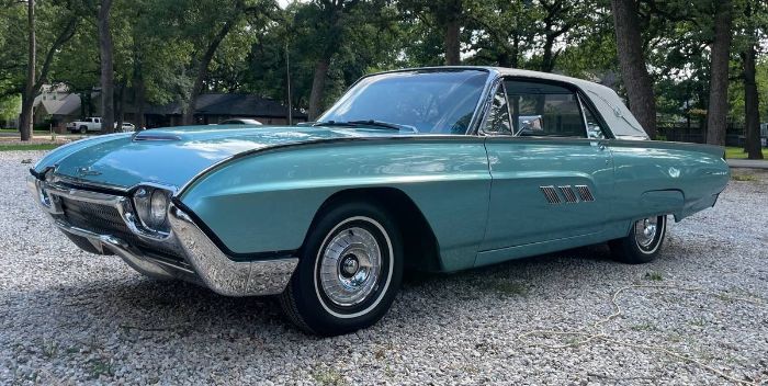 Unknown-Thunderbird-1963-Green-9