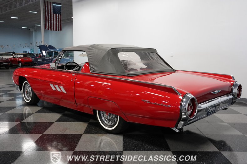 Unknown-Thunderbird-1963-Rangoon-Red-Black-13