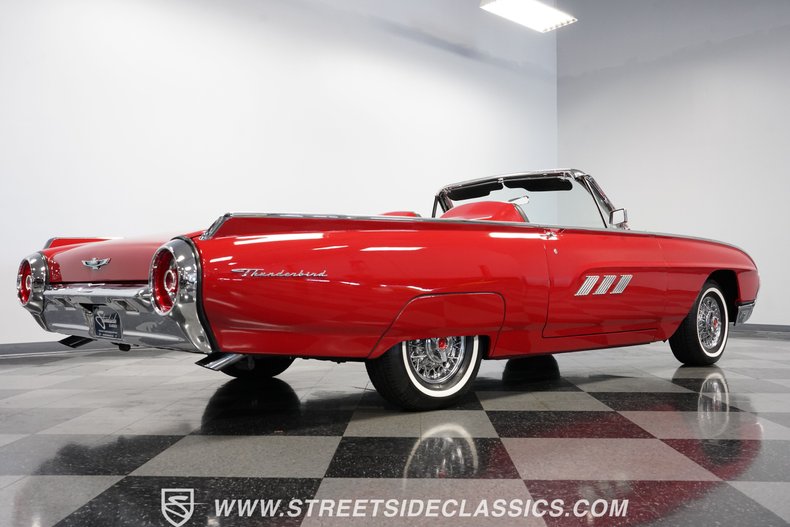 Unknown-Thunderbird-1963-Rangoon-Red-Black-33