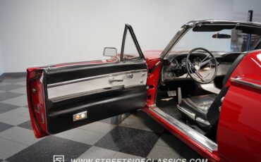 Unknown-Thunderbird-1963-Rangoon-Red-Black-42