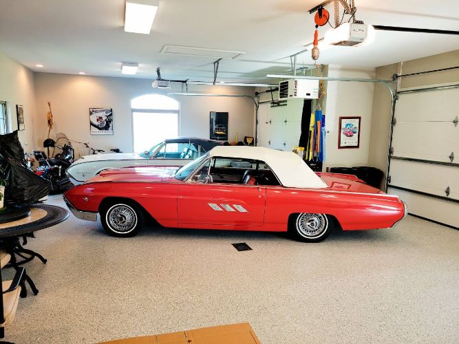 Unknown-Thunderbird-1963-Red