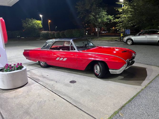 Unknown-Thunderbird-1963-Red