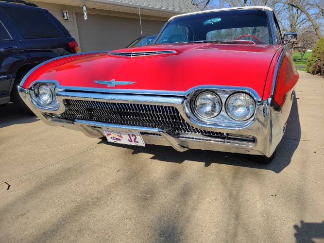 Unknown-Thunderbird-1963-Red-5