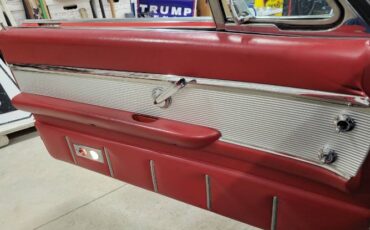 Unknown-Thunderbird-1963-Red-8