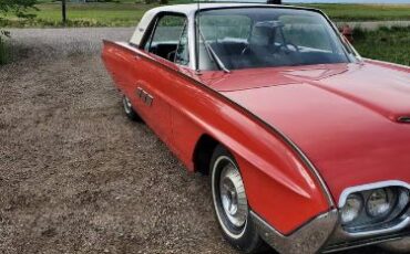 Unknown-Thunderbird-1963-Red-8