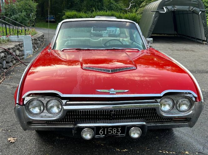 Unknown-Thunderbird-1963-Red-8