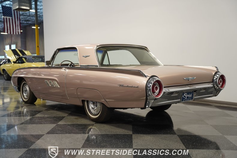 Unknown-Thunderbird-1963-Rose-Beige-Rose-Beige-18