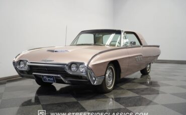 Unknown-Thunderbird-1963-Rose-Beige-Rose-Beige-25