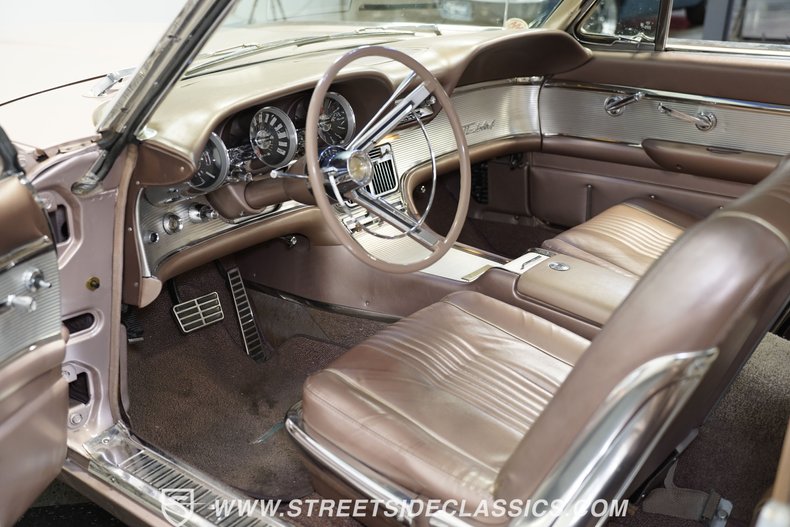 Unknown-Thunderbird-1963-Rose-Beige-Rose-Beige-3