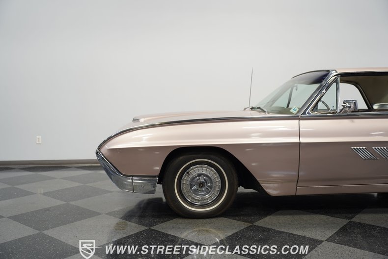 Unknown-Thunderbird-1963-Rose-Beige-Rose-Beige-31