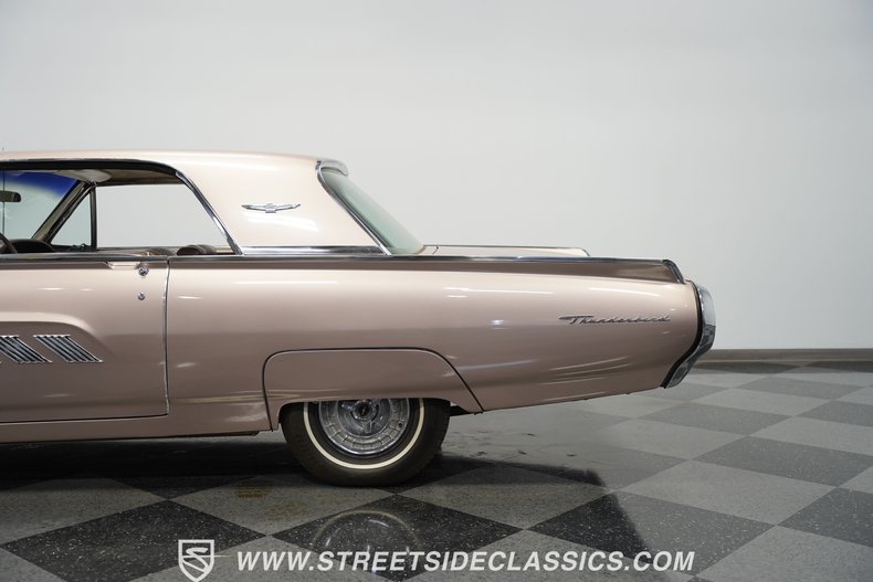 Unknown-Thunderbird-1963-Rose-Beige-Rose-Beige-32