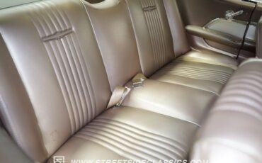 Unknown-Thunderbird-1963-Rose-Beige-Rose-Beige-45