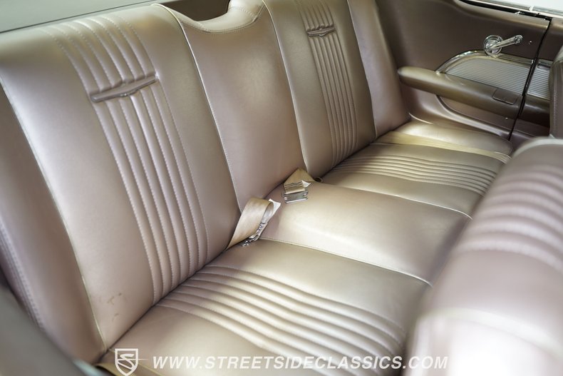 Unknown-Thunderbird-1963-Rose-Beige-Rose-Beige-45
