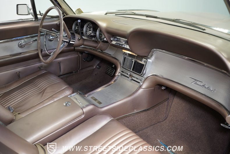 Unknown-Thunderbird-1963-Rose-Beige-Rose-Beige-46