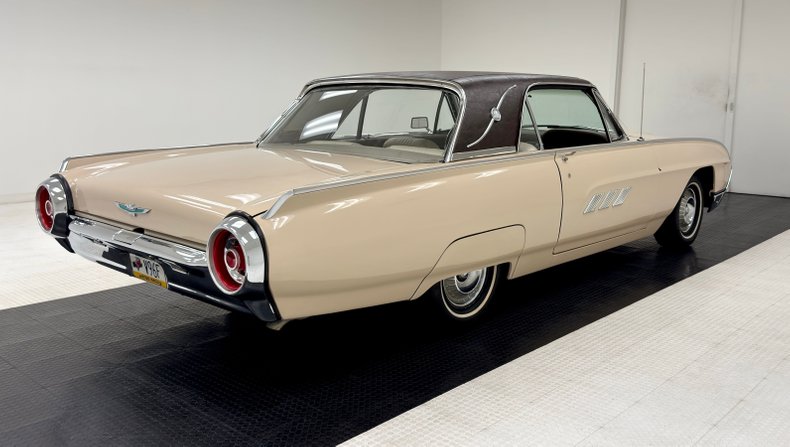Unknown-Thunderbird-1963-Sandshell-Beige-Beige-11