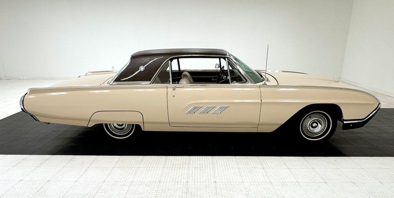 Unknown-Thunderbird-1963-Sandshell-Beige-Beige-12