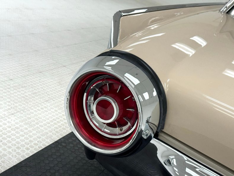 Unknown-Thunderbird-1963-Sandshell-Beige-Beige-17