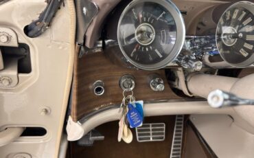 Unknown-Thunderbird-1963-Sandshell-Beige-Beige-41