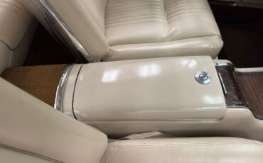 Unknown-Thunderbird-1963-Sandshell-Beige-Beige-6