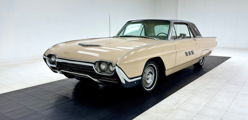 Unknown-Thunderbird-1963-Sandshell-Beige-Beige