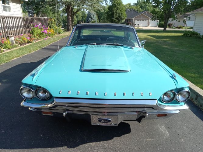Unknown-Thunderbird-1964-13