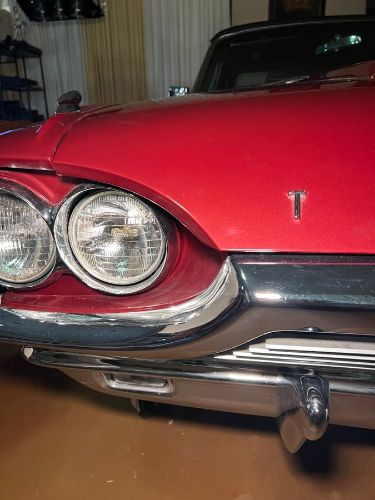 Unknown-Thunderbird-1964-BurgundyBlack-Top-2