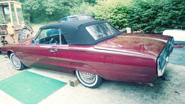 Unknown-Thunderbird-1964-Custom-Burgundy-Black-5
