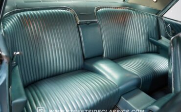 Unknown-Thunderbird-1964-Medium-Blue-Metallic-Light-Blue-11