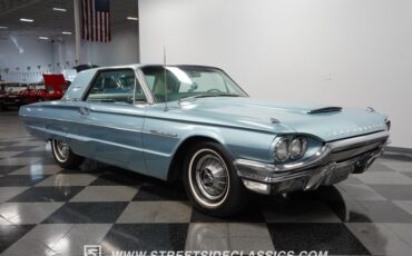 Unknown-Thunderbird-1964-Medium-Blue-Metallic-Light-Blue-16