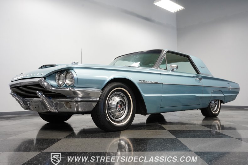 Unknown-Thunderbird-1964-Medium-Blue-Metallic-Light-Blue-21