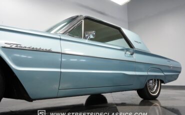 Unknown-Thunderbird-1964-Medium-Blue-Metallic-Light-Blue-22