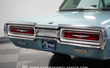 Unknown-Thunderbird-1964-Medium-Blue-Metallic-Light-Blue-26