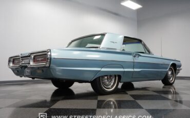 Unknown-Thunderbird-1964-Medium-Blue-Metallic-Light-Blue-27
