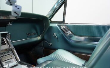 Unknown-Thunderbird-1964-Medium-Blue-Metallic-Light-Blue-41