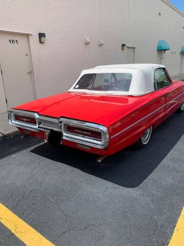 Unknown-Thunderbird-1964-Red-2