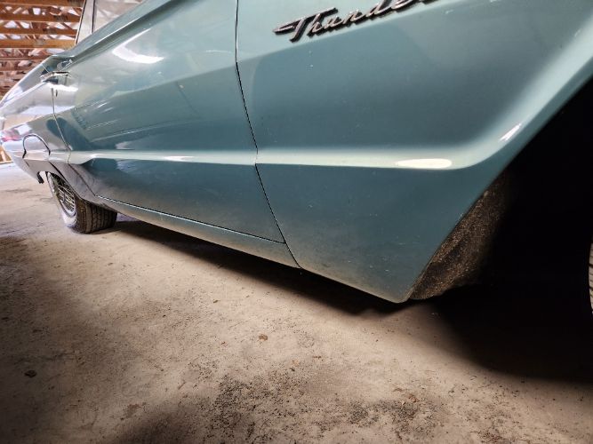 Unknown-Thunderbird-1964-TealWhite-Teal-11
