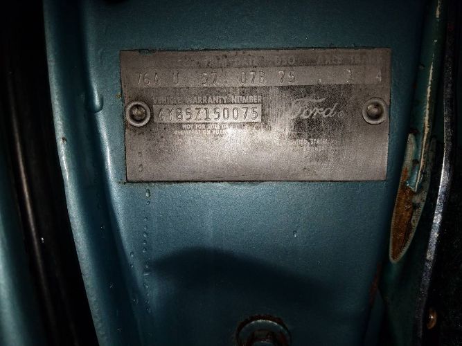 Unknown-Thunderbird-1964-TealWhite-Teal-13