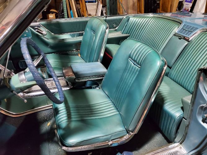 Unknown-Thunderbird-1964-TealWhite-Teal-17