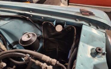 Unknown-Thunderbird-1964-TealWhite-Teal-5