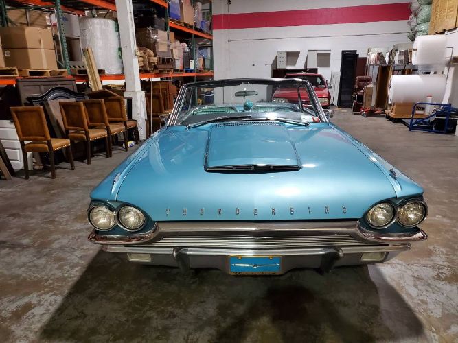 Unknown-Thunderbird-1964-TealWhite-Teal