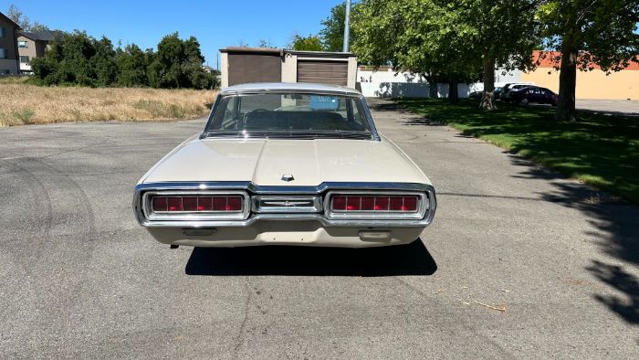 Unknown-Thunderbird-1965-19