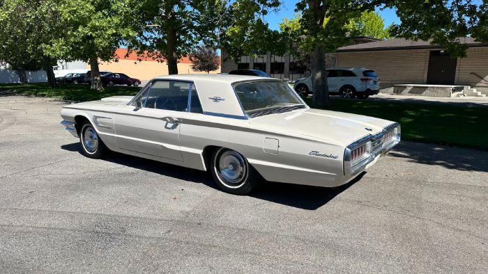 Unknown-Thunderbird-1965-9