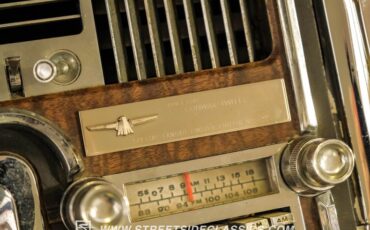 Unknown-Thunderbird-1965-Emberglo-Metallic-Parchment-42