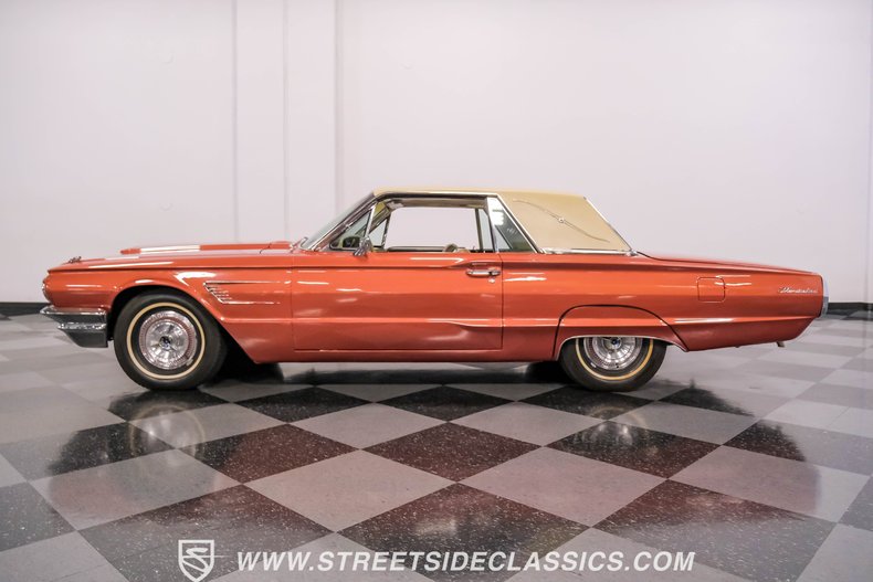 Unknown-Thunderbird-1965-Emberglo-Metallic-Parchment