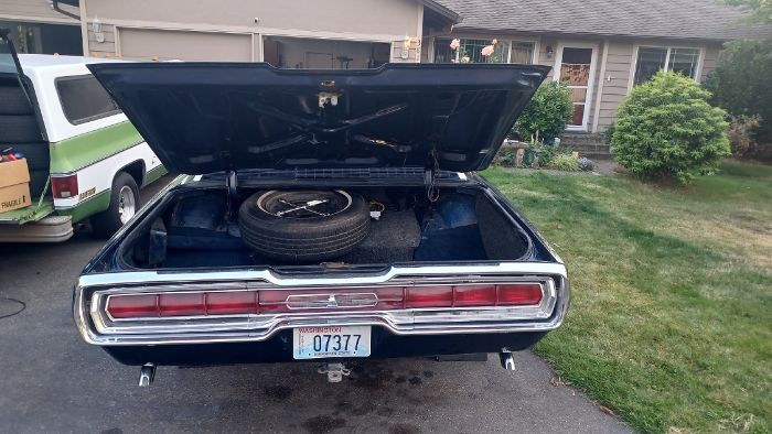 Unknown-Thunderbird-1966-BlueWhite-top-14