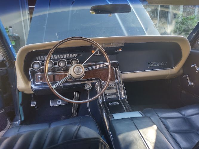 Unknown-Thunderbird-1966-BlueWhite-top-41