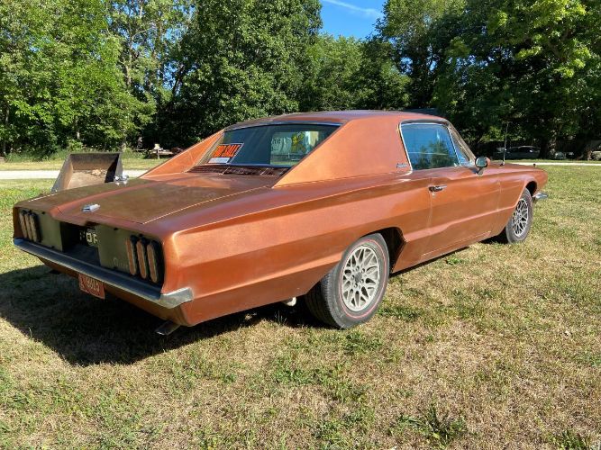 Unknown-Thunderbird-1966-Custom-17