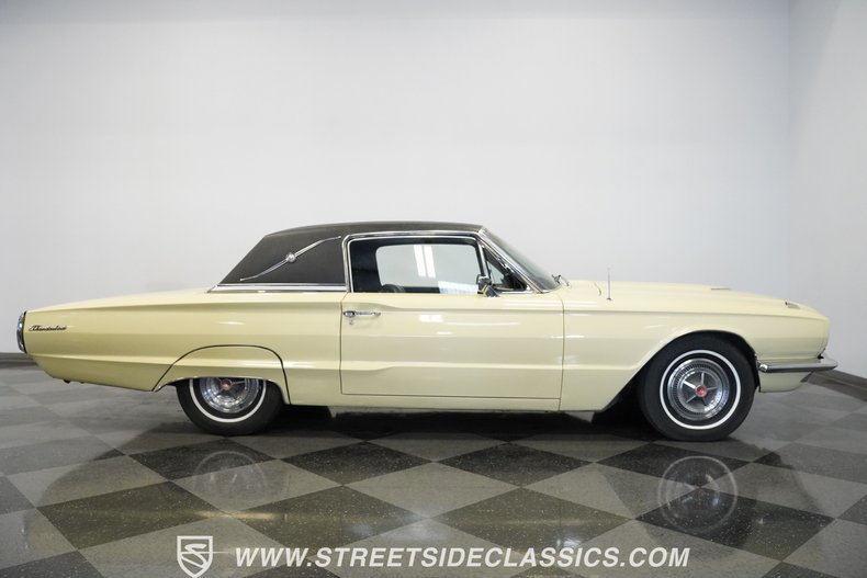 Unknown-Thunderbird-1966-Ivy-Yellow-Black-10