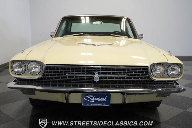 Unknown-Thunderbird-1966-Ivy-Yellow-Black-2