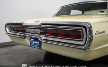 Unknown-Thunderbird-1966-Ivy-Yellow-Black-39